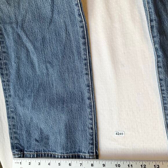 Levi’s Men Jeans 501 size W36 x L30 Blue Mid Rise Straight Leg Button-Fly - Picture 6 of 11